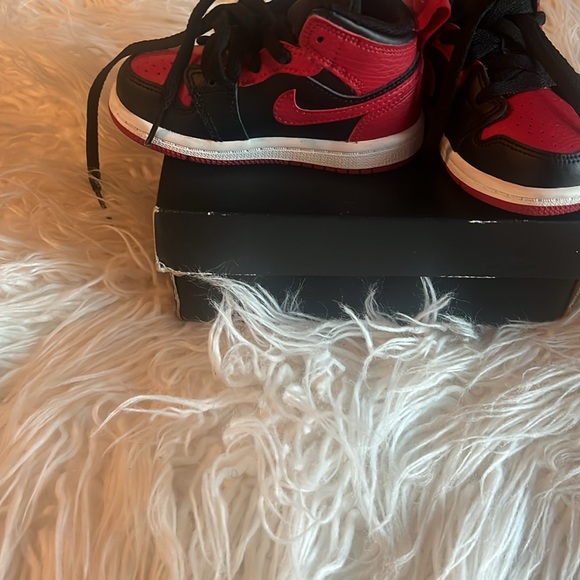 Tennis shoes for babies - Picture 2 of 6